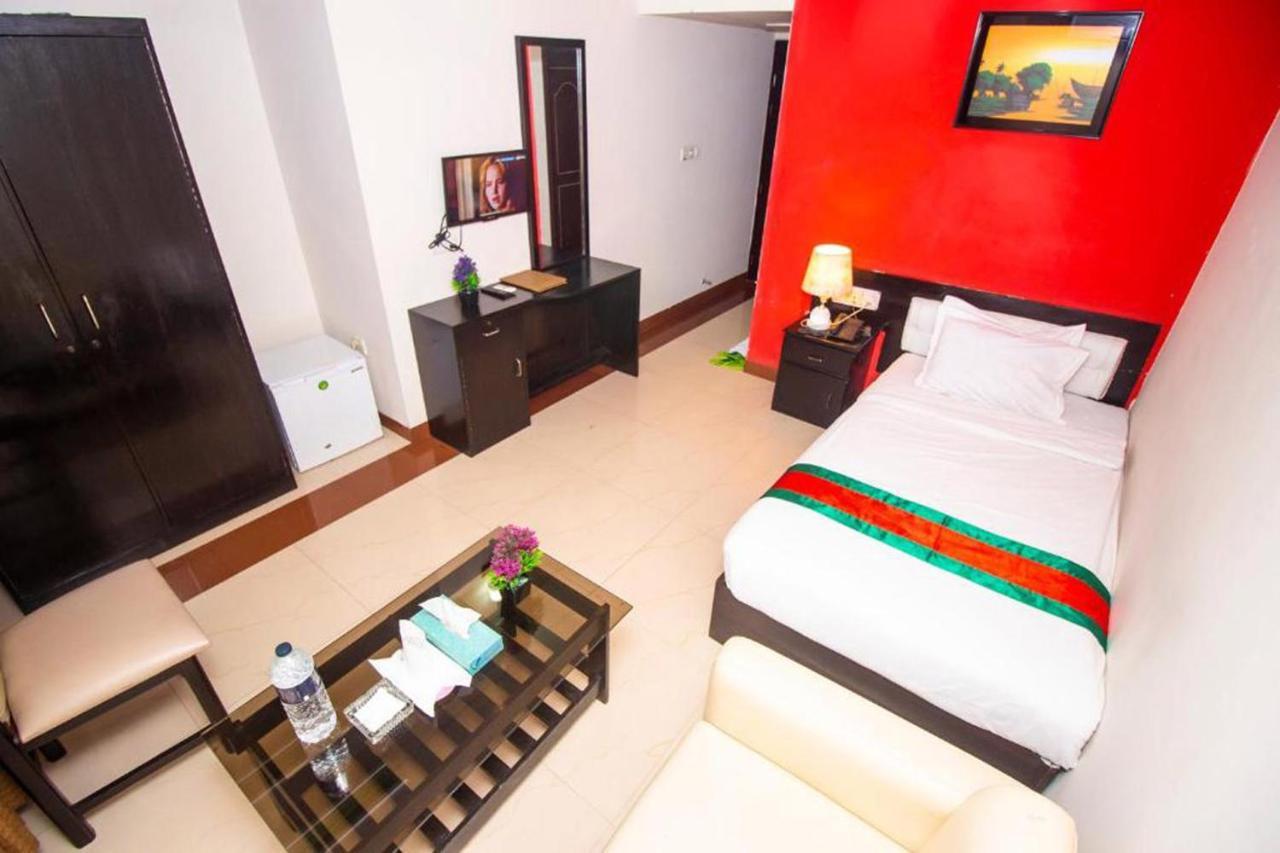 Central Inn Dhaka Buitenkant foto