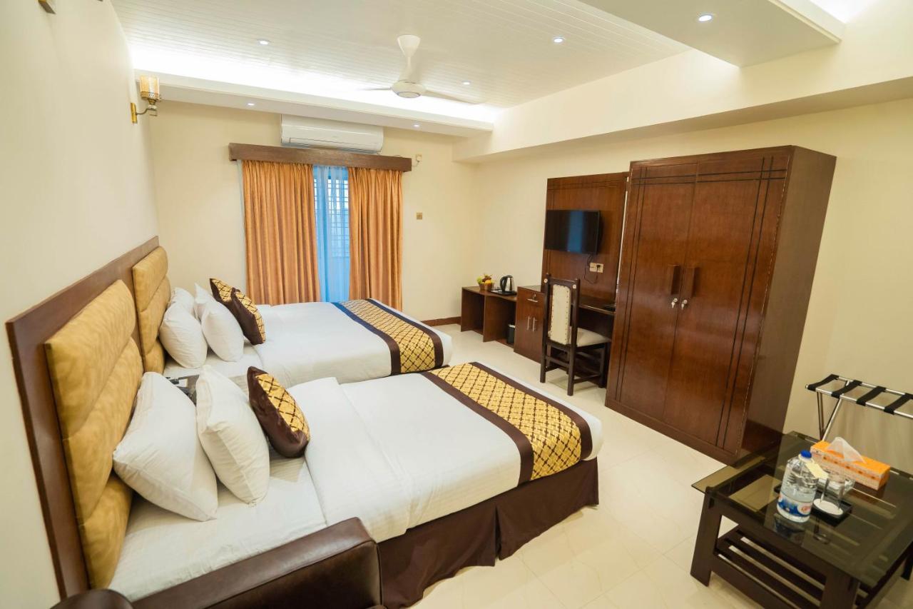 Central Inn Dhaka Buitenkant foto